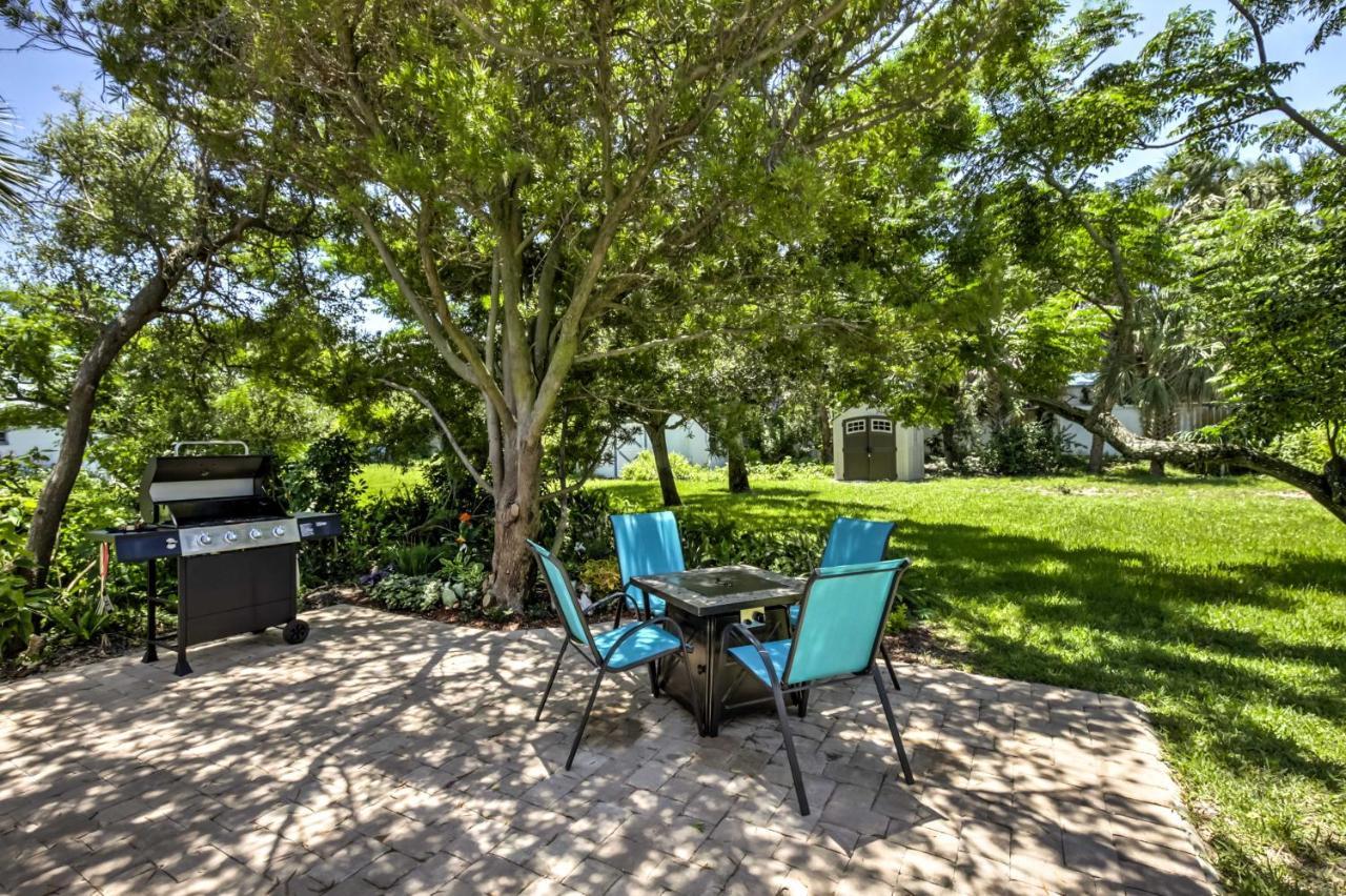 New Smyrna Beach Abode With Fire Pit, Walk To Beach! Exterior foto